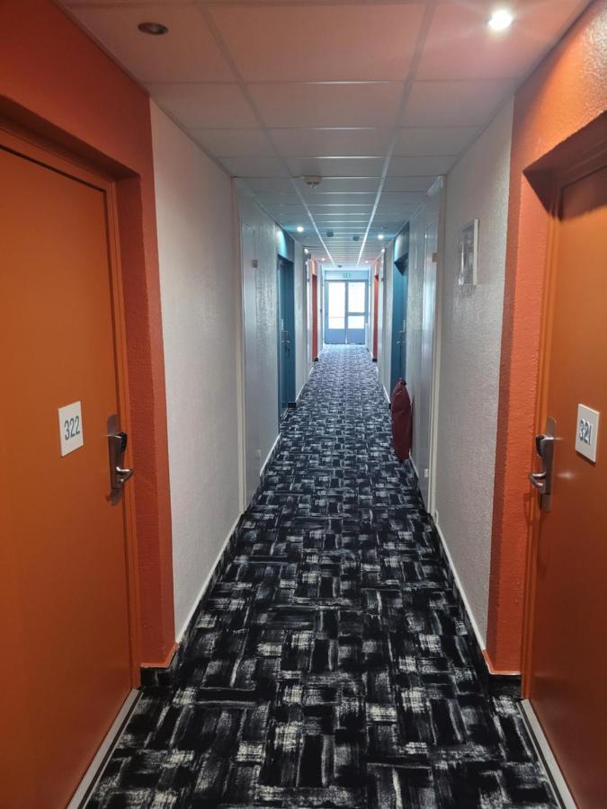 Kyriad Direct Lyon Nord - Dardilly Bagian luar foto