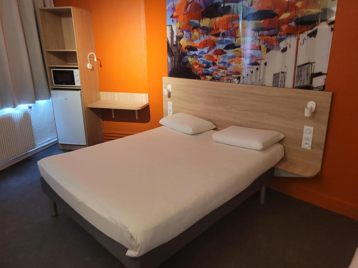 Kyriad Direct Lyon Nord - Dardilly Bagian luar foto