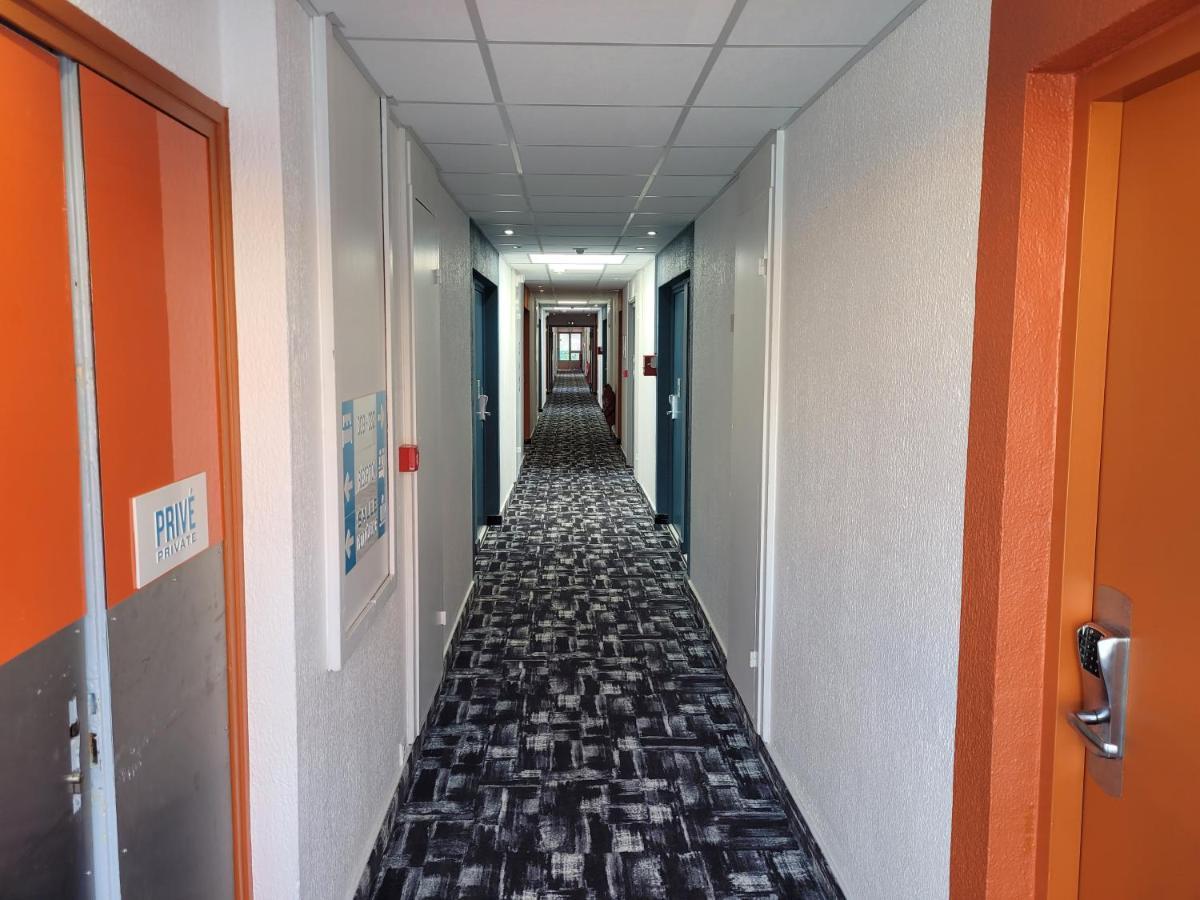 Kyriad Direct Lyon Nord - Dardilly Bagian luar foto