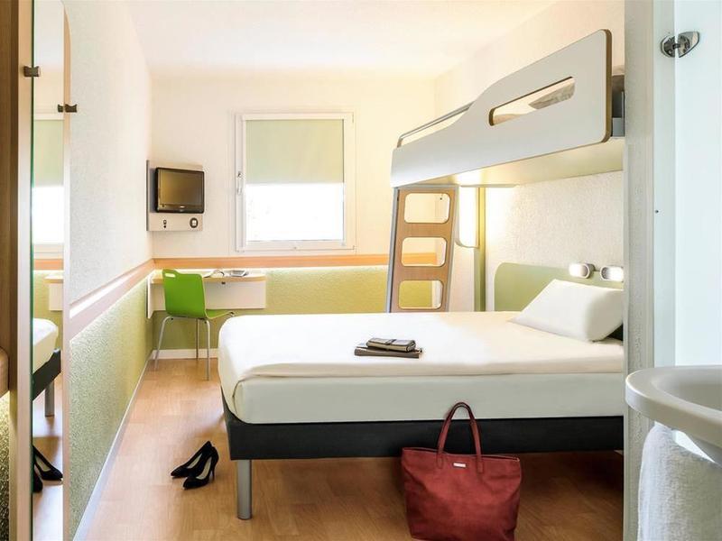 Kyriad Direct Lyon Nord - Dardilly Bagian luar foto